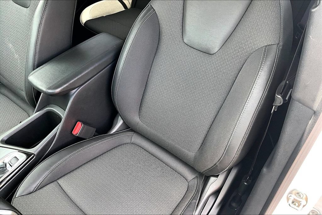 Used 2025 Buick Encore GX Preferred FWD image 21