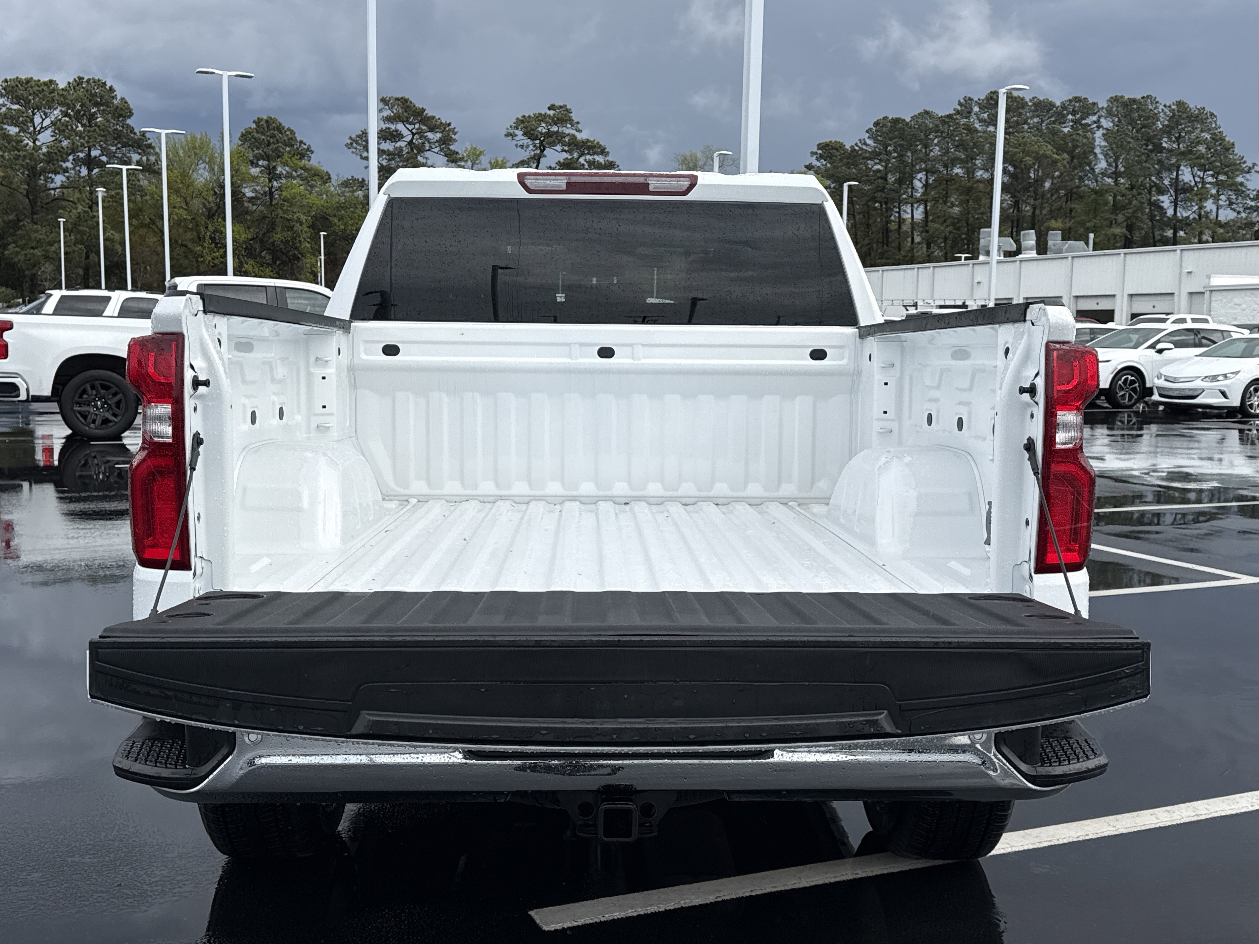 Certified 2024 Chevrolet Silverado 1500 LTZ image 19