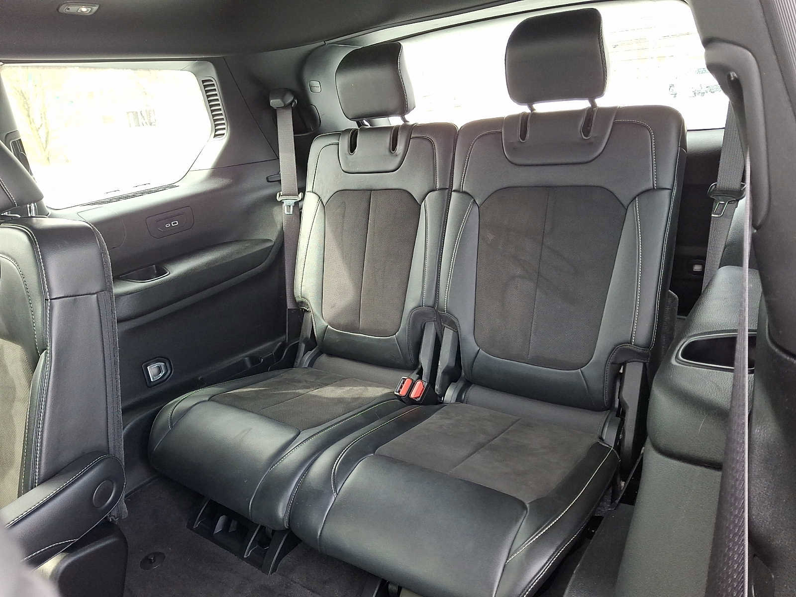 Used 2021 Jeep Grand Cherokee L Altitude image 12