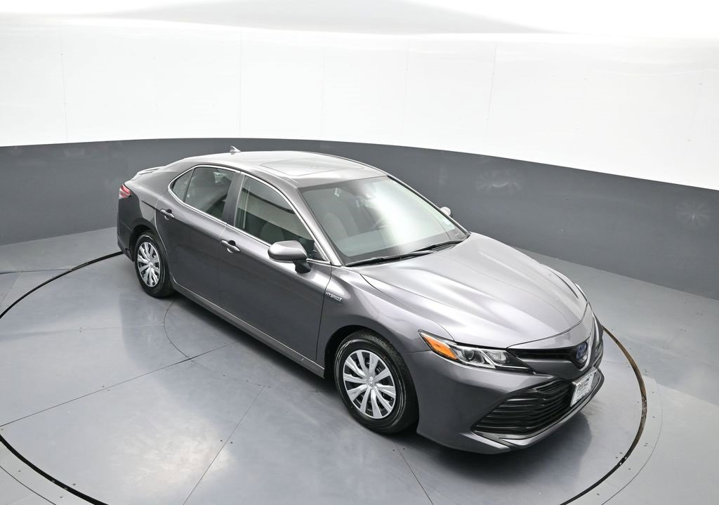 Certified 2019 Toyota Camry LE image 36
