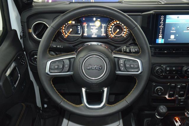Used 2024 Jeep Wrangler Sahara w/ Technology Group image 36