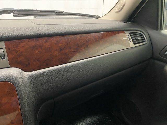 Used 2009 Chevrolet Silverado 2500 LTZ w/ Safety Package AWD/4WD image 21