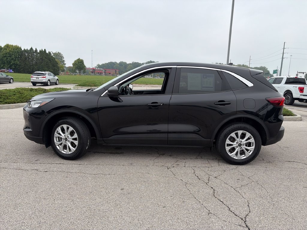 Used 2024 Ford Escape Active w/ Tech Pack #1 AWD/4WD image 4