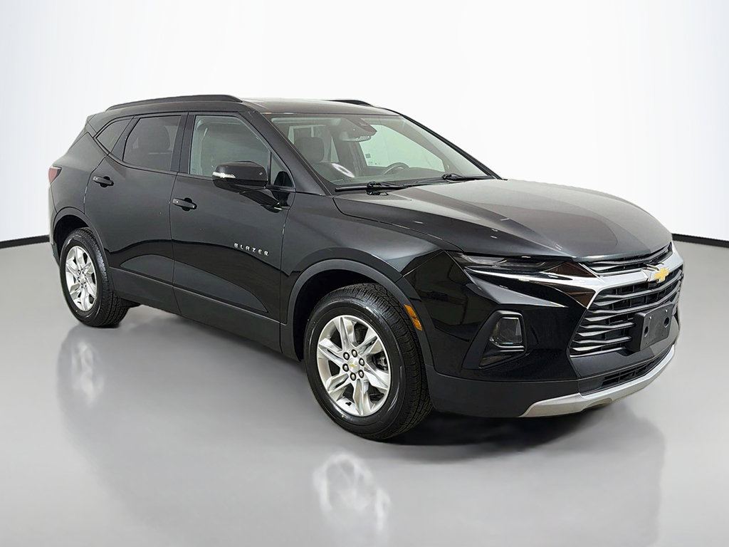 Used 2022 Chevrolet Blazer LT AWD/4WD image 2