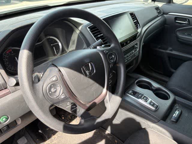 Used 2023 Honda Ridgeline Sport image 10