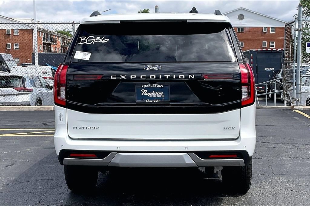 New 2026 Ford Expedition Max Platinum w/ Driver's Package AWD/4WD image 3