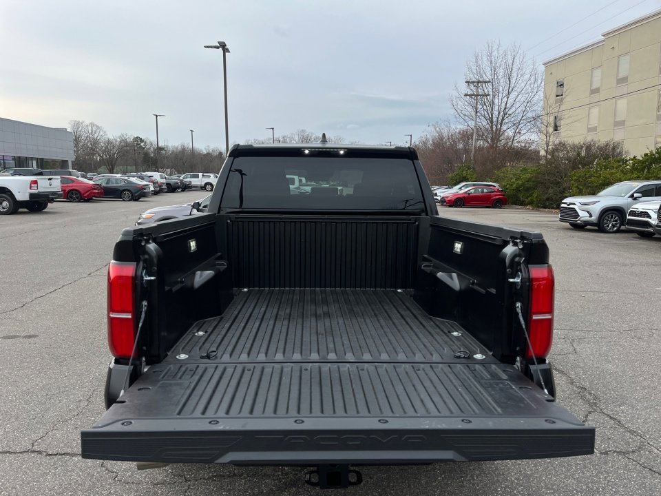 Certified 2025 Toyota Tacoma SR5 image 19