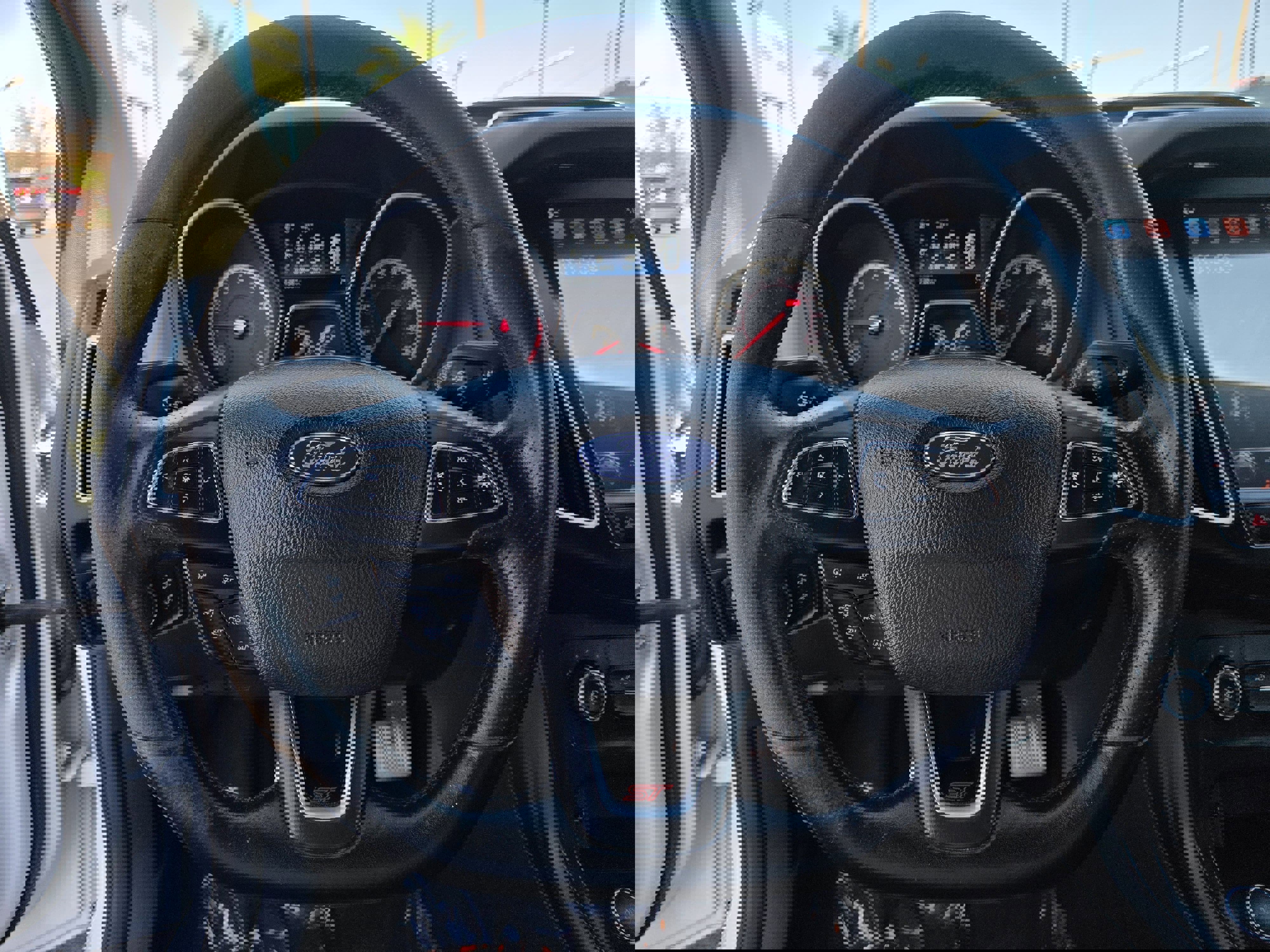 Used 2016 Ford Focus ST image 11