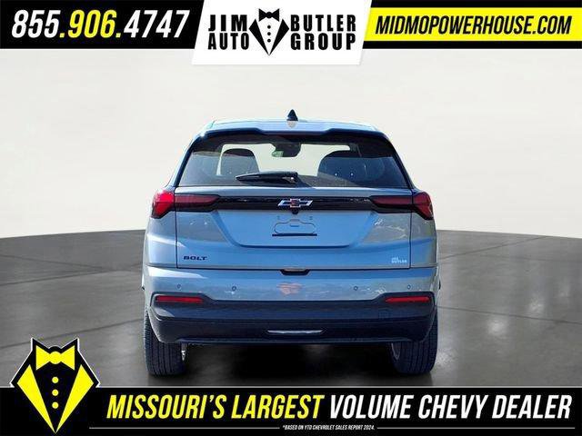 New 2027 Chevrolet Bolt LT w/ Comfort Package FWD image 4