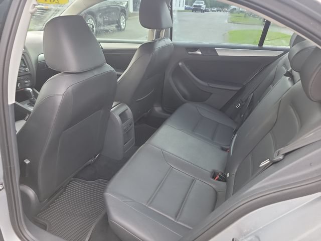 Used 2014 Volkswagen Jetta SE FWD image 15
