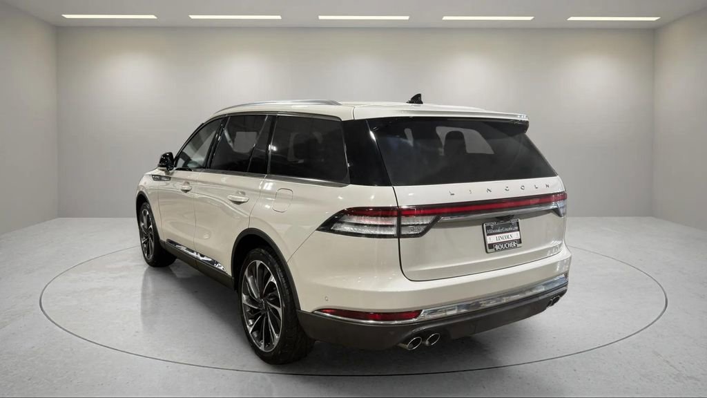 Used 2023 Lincoln Aviator Reserve w/ Equipment Group 201A image 15