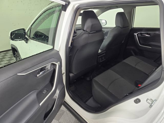 Used 2024 Toyota RAV4 XLE w/ Convenience Package image 17
