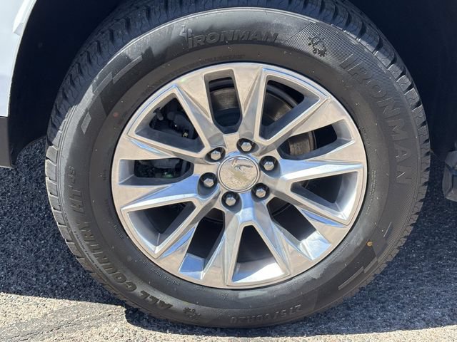 Used 2022 Chevrolet Tahoe Premier AWD/4WD image 9