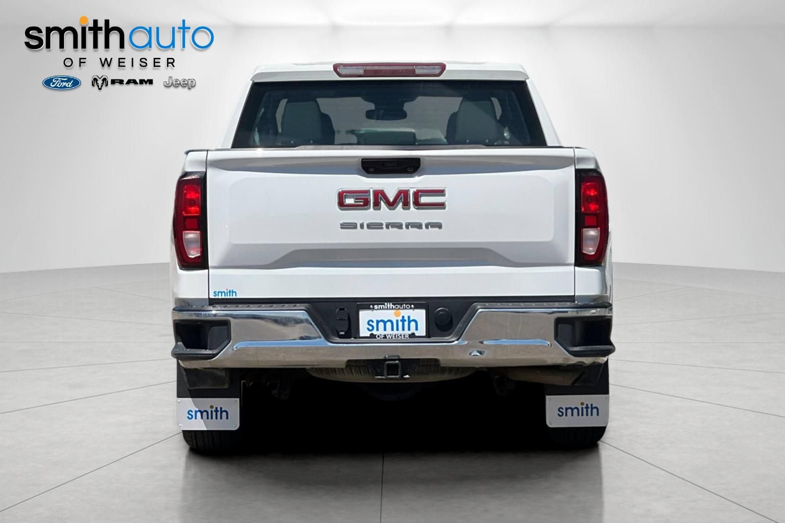 Used 2023 GMC Sierra 1500 Pro w/ Fleet Convenience Package AWD/4WD image 5