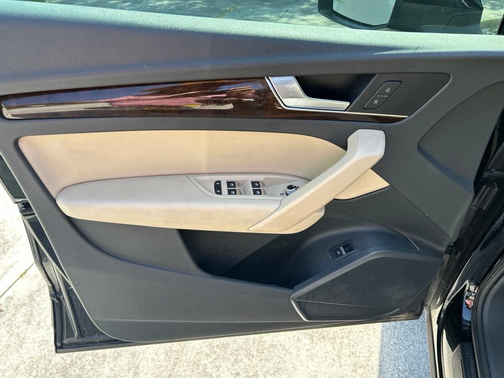 Used 2019 Audi Q5 2.0T Premium AWD/4WD image 17