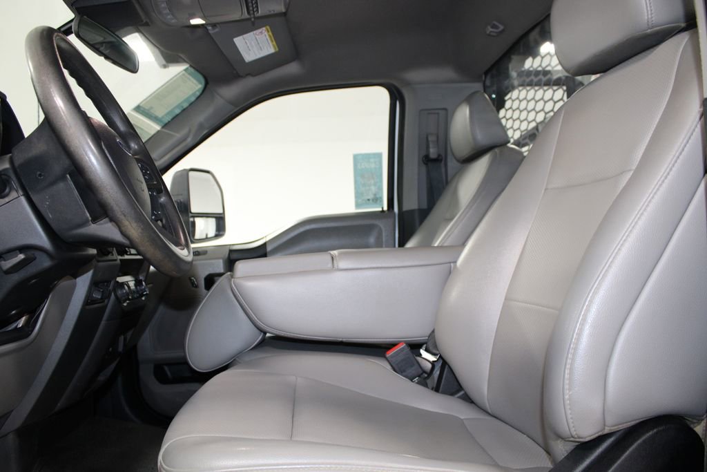 Used 2021 Ford F550 4x4 Regular Cab Super Duty image 22
