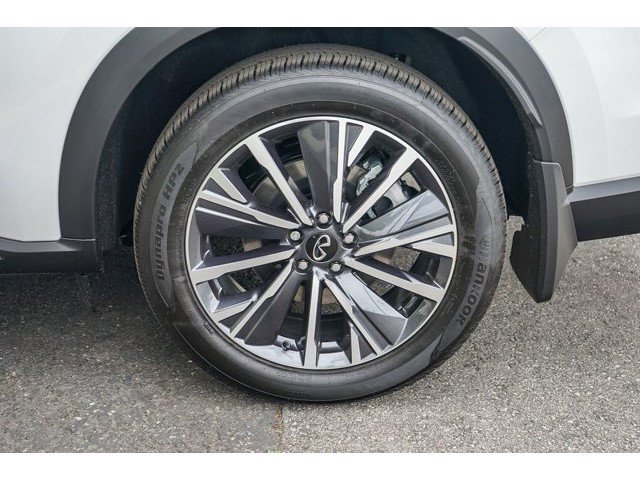 New 2026 INFINITI QX60 Luxe FWD image 10
