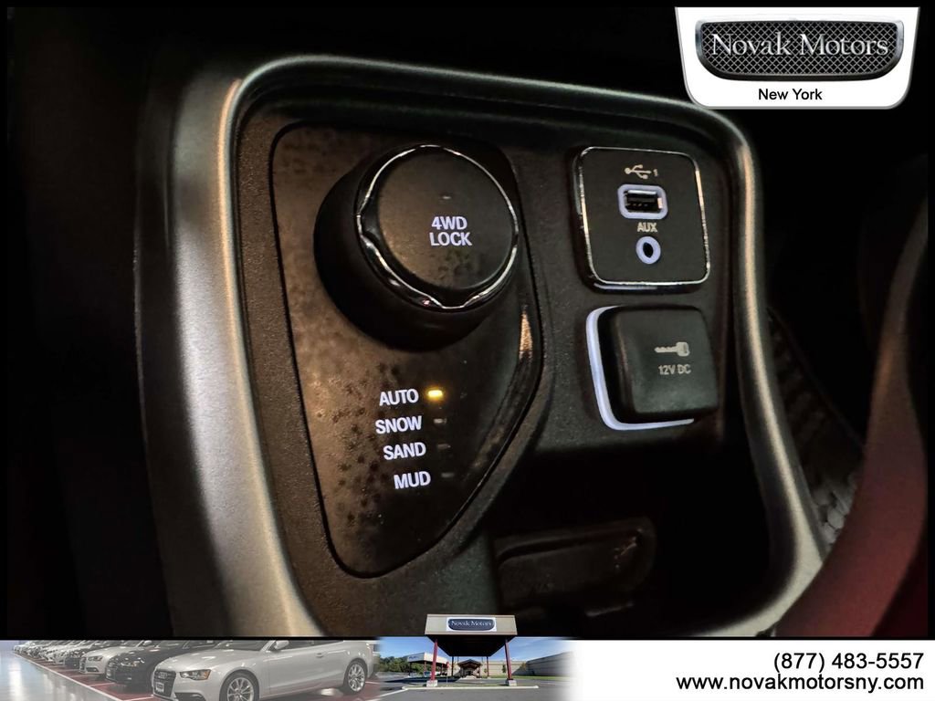 Used 2020 Jeep Compass Latitude w/ Popular Equipment Group image 22