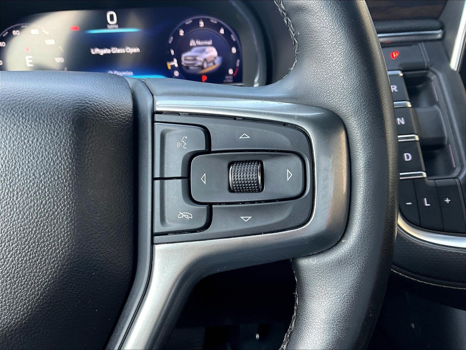 Used 2023 Chevrolet Tahoe Premier RWD image 12