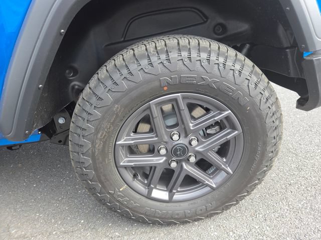 Certified 2026 Jeep Wrangler Sport AWD/4WD image 28