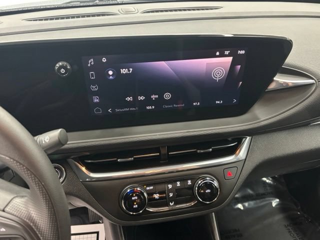 Used 2024 Buick Envista Preferred FWD image 22