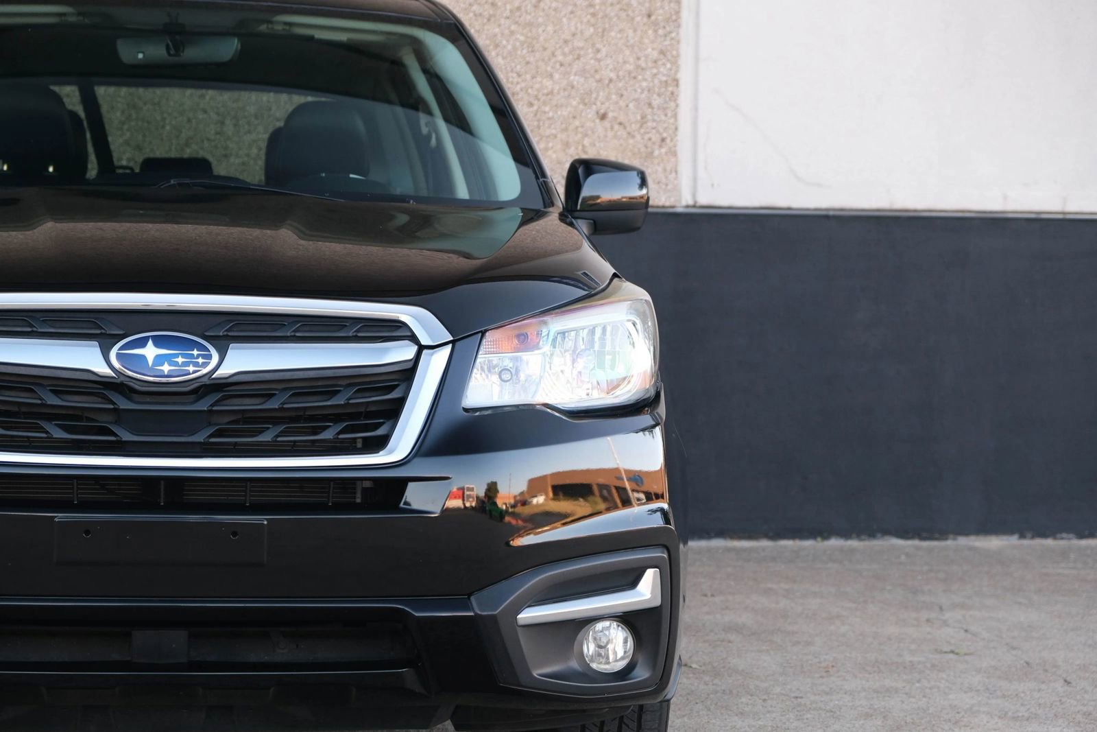 Used 2017 Subaru Forester 2.5i Limited w/ Popular Package #2 image 3