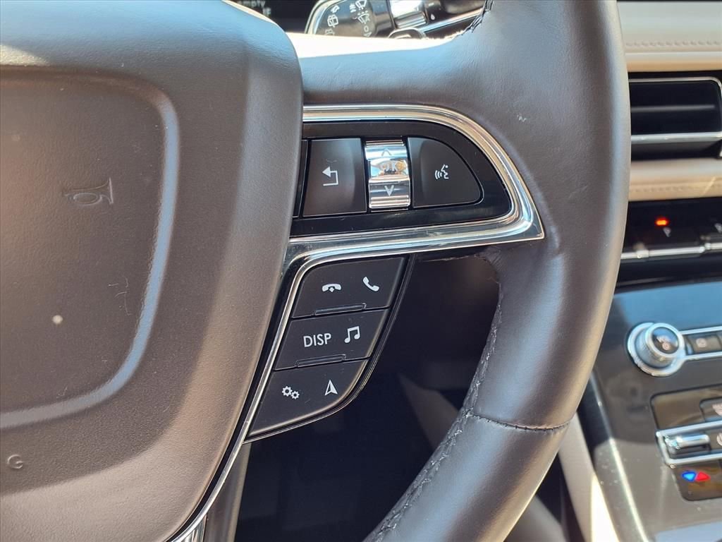Used 2023 Lincoln Nautilus Reserve w/ Luxury Package image 17
