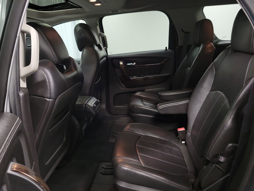 Used 2015 GMC Acadia Denali image 24