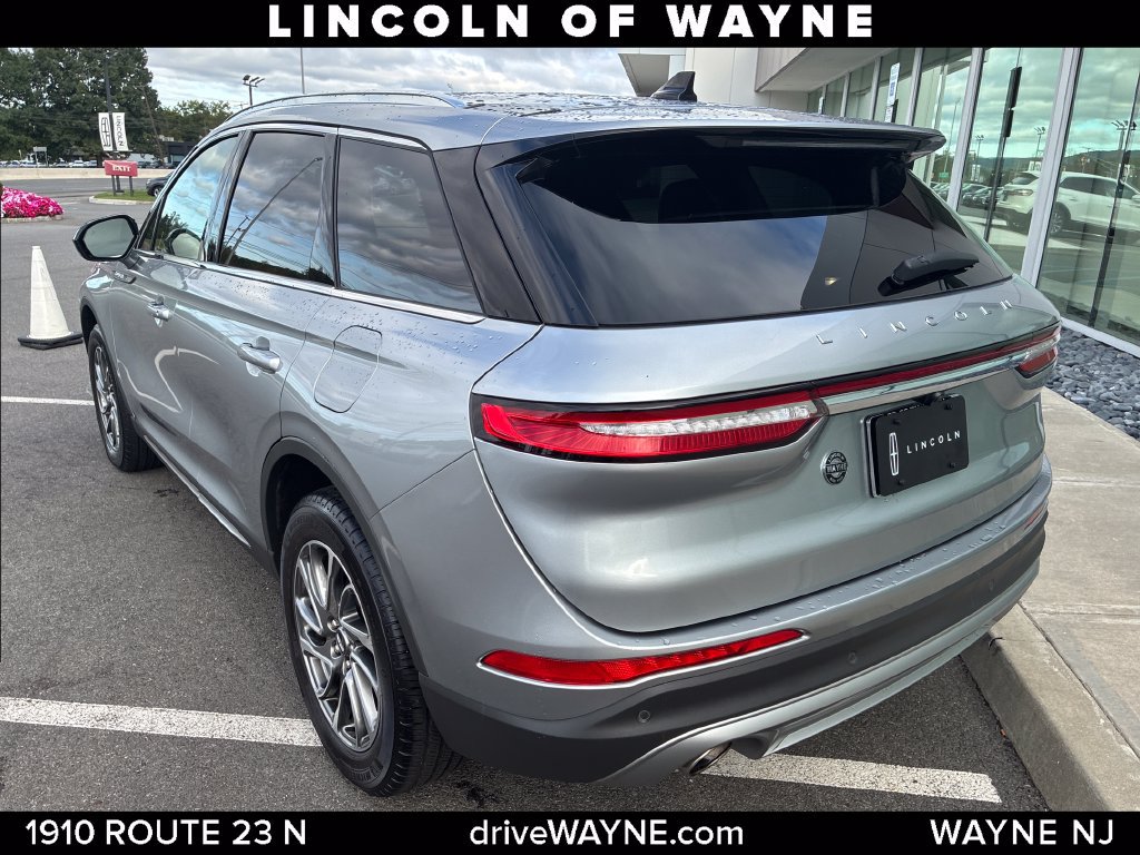 Certified 2022 Lincoln Corsair AWD w/ Equipment Group 101A image 4