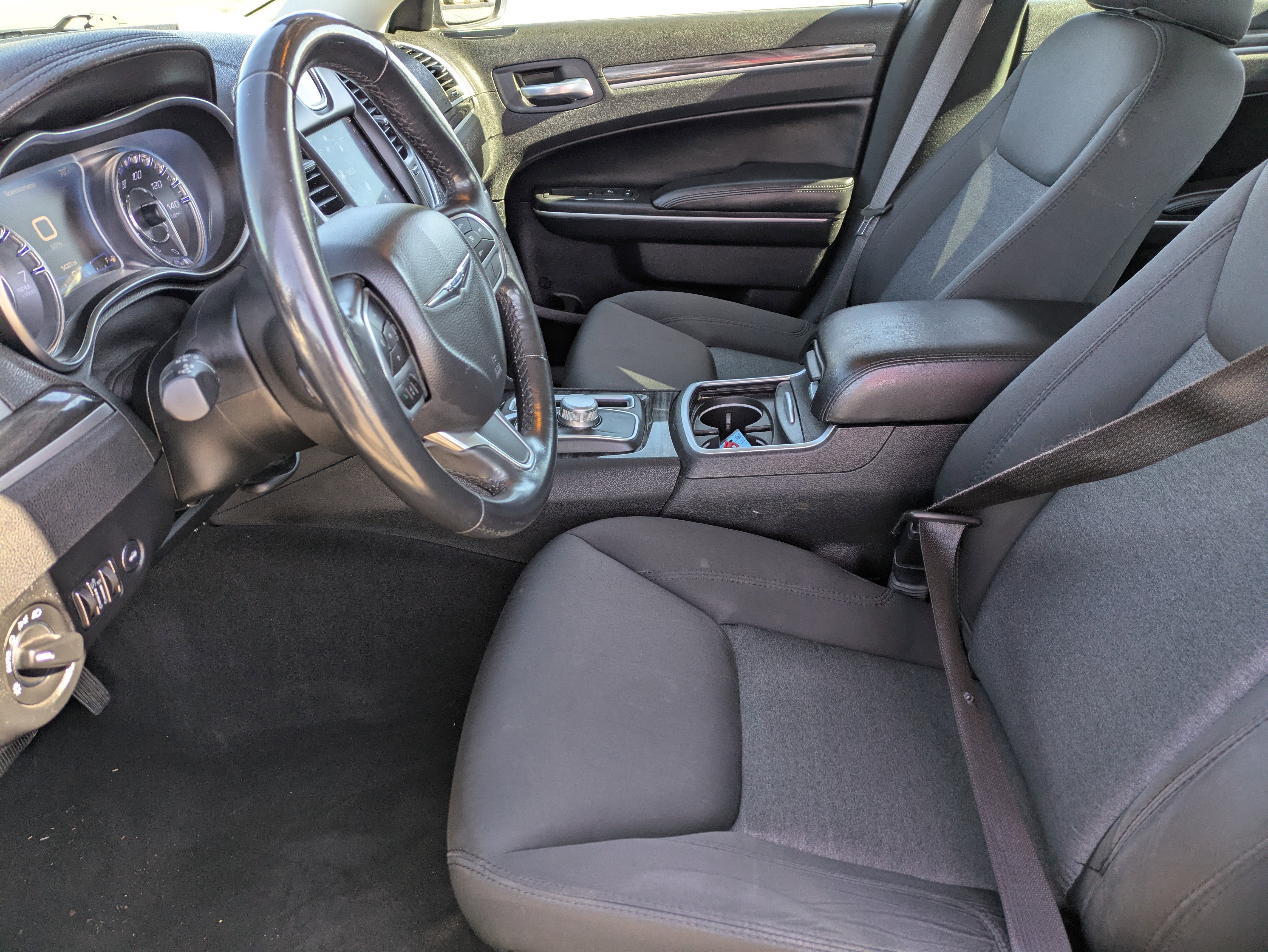 Used 2021 Chrysler 300 Touring image 24