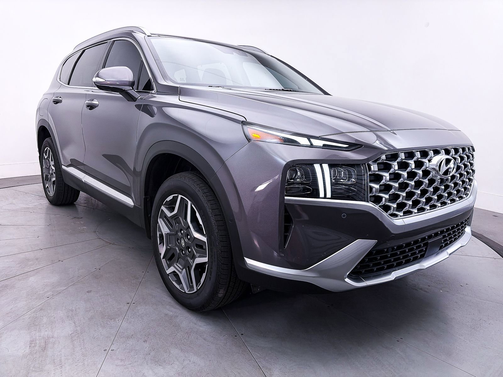 Used 2023 Hyundai Santa Fe Limited AWD/4WD image 11