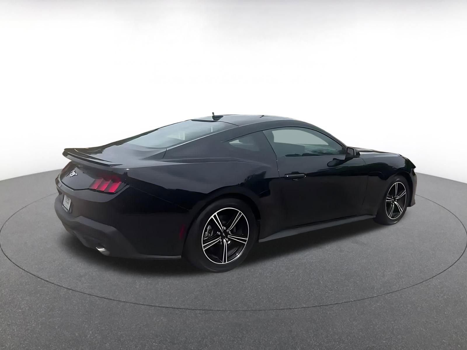 Used 2024 Ford Mustang Premium image 14