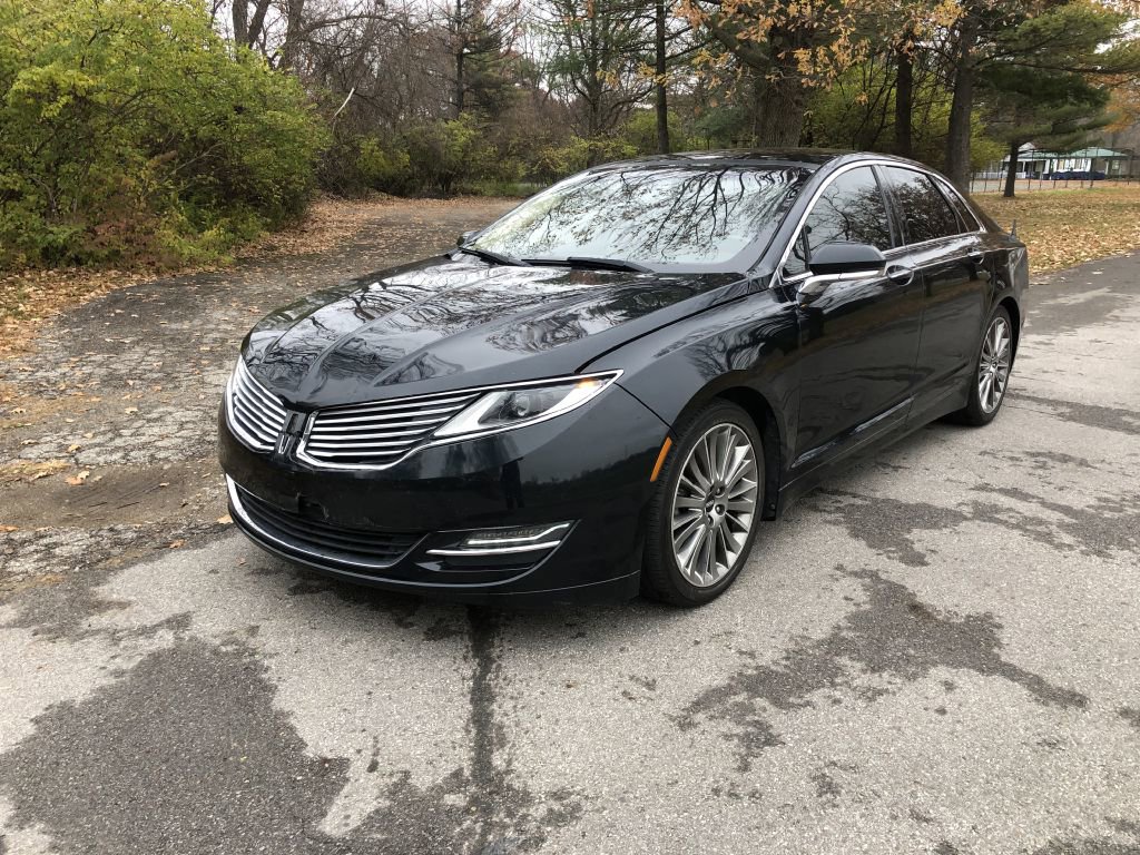 Used 2014 Lincoln MKZ Hybrid image 2