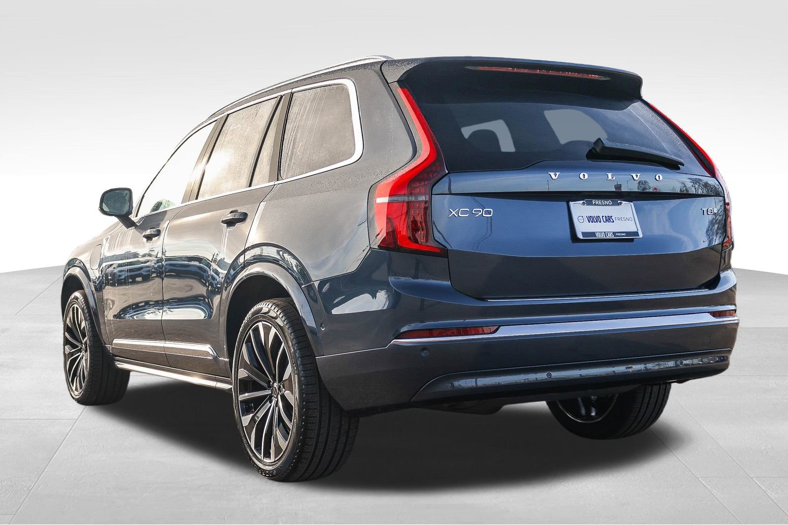 New 2026 Volvo XC90 T8 Ultra w/ Protection Package Premier image 7