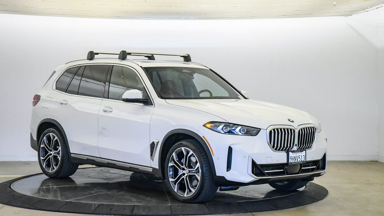 Certified 2024 BMW X5 xDrive40i w/ Premium Package AWD/4WD image 6