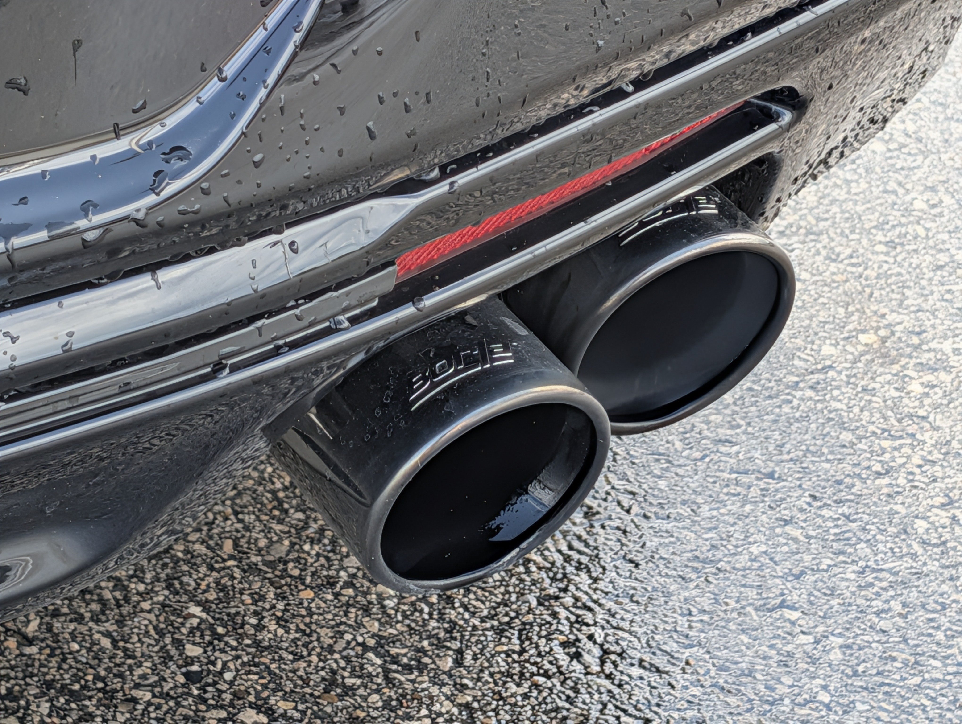 Used 2019 Chevrolet Camaro ZL1 RWD image 14