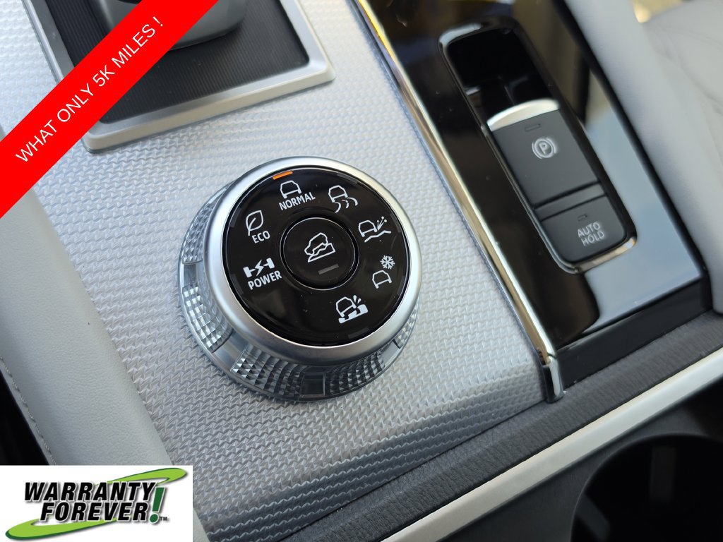 Used 2025 Mitsubishi Outlander SEL Black Edition AWD/4WD image 33