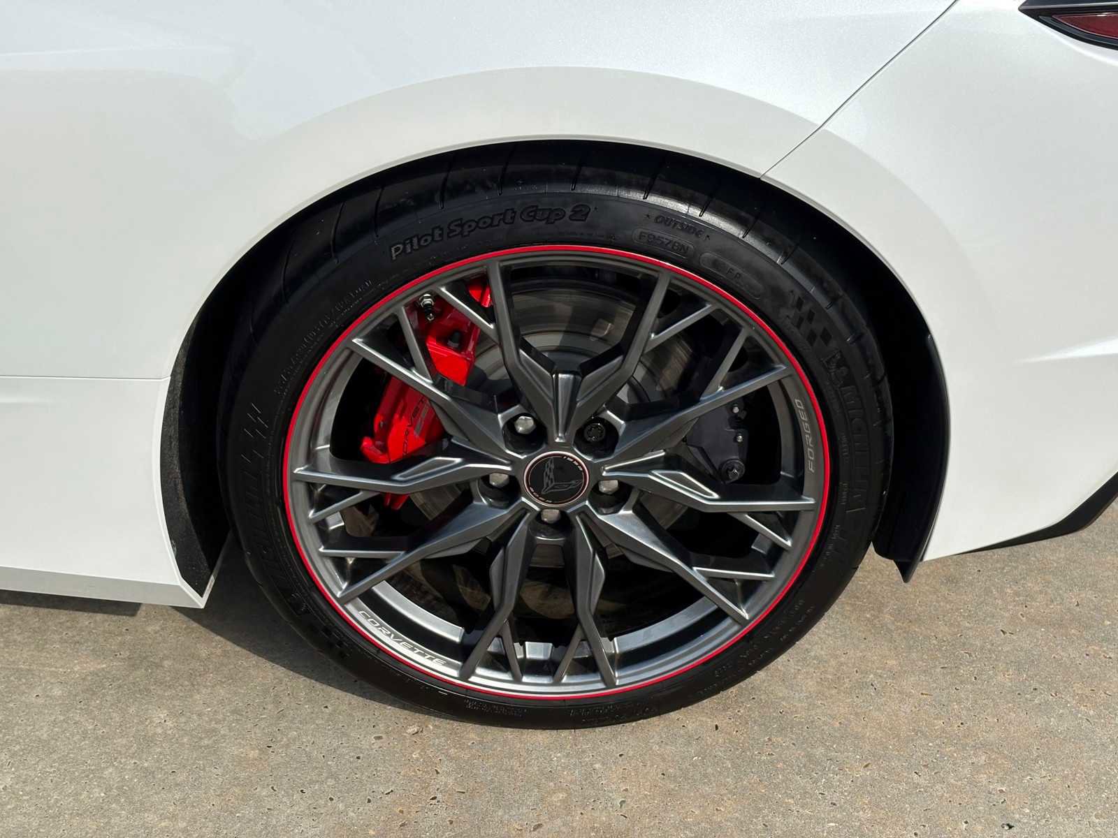 Used 2023 Chevrolet Corvette Stingray Premium Cpe w/ Z51 Performance Package RWD image 9