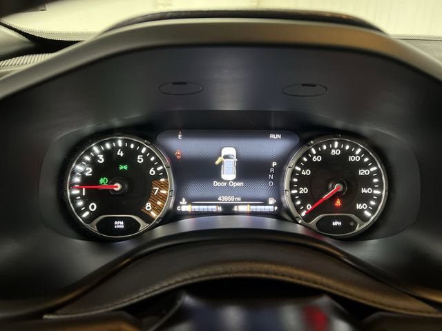 Used 2021 Jeep Renegade Latitude w/ Sun & Sound Group image 12
