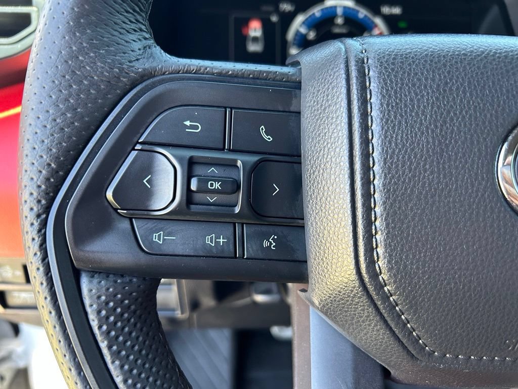 Used 2025 Toyota Tundra TRD Pro AWD/4WD image 20