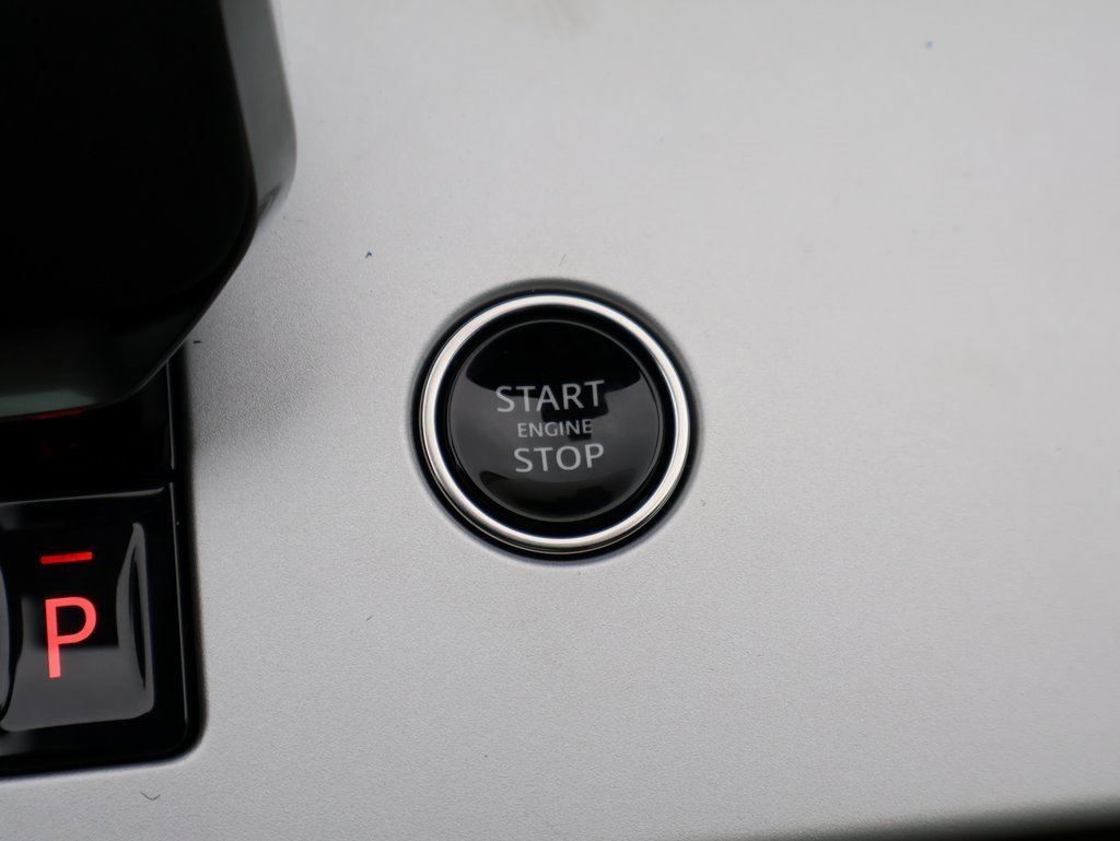 New 2025 Land Rover Range Rover SE image 26