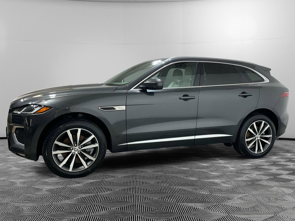 Used 2025 Jaguar F-PACE R-Dynamic S image 2