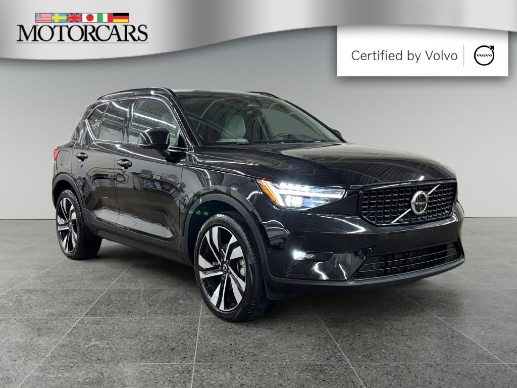Certified 2024 Volvo XC40 B5 Ultimate w/ Protection Package Premier AWD/4WD image 1