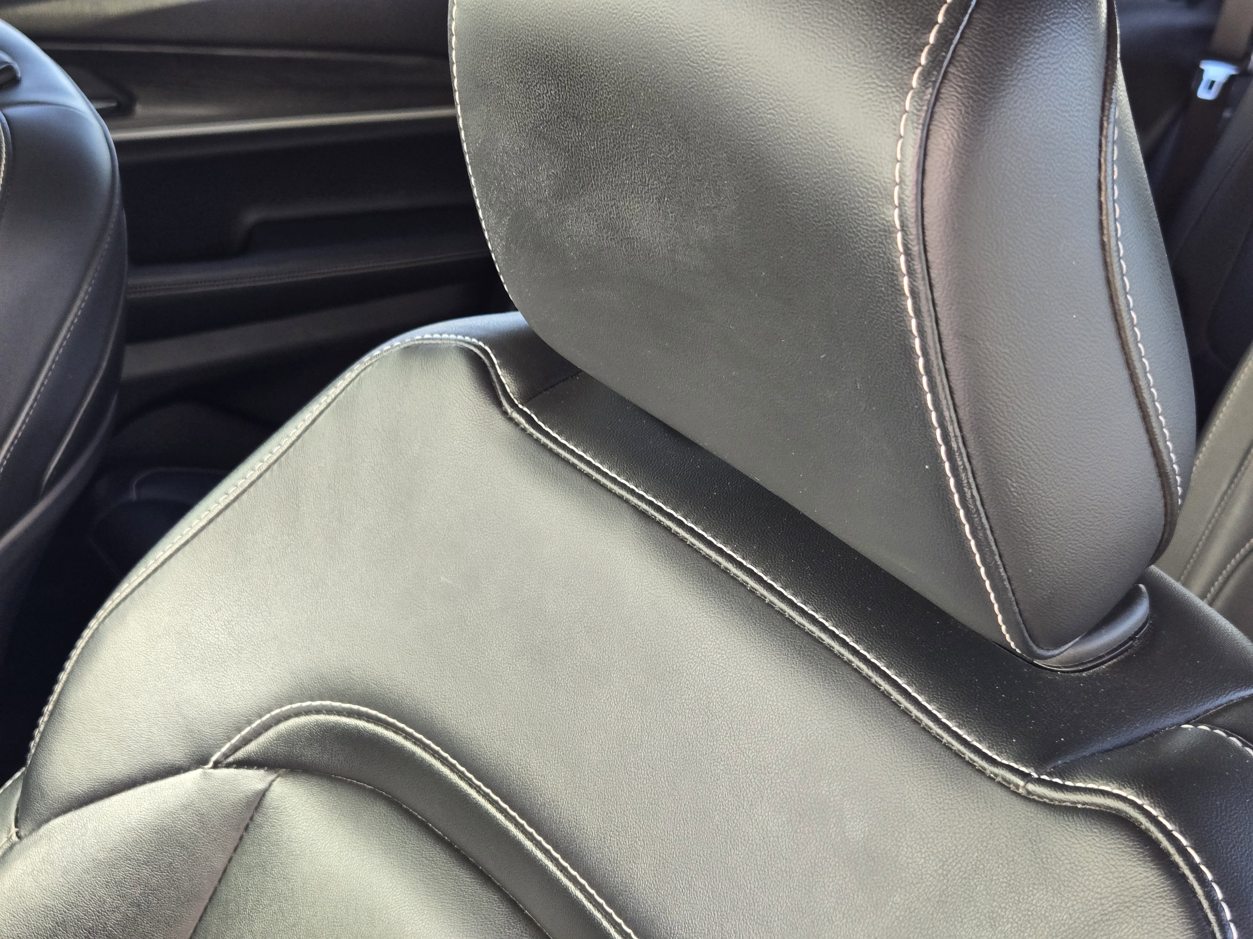 Used 2021 Jeep Grand Cherokee L Limited image 18