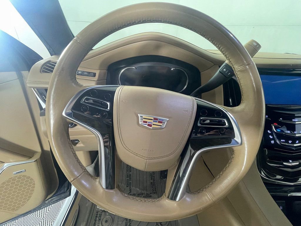 Used 2018 Cadillac Escalade Platinum image 16