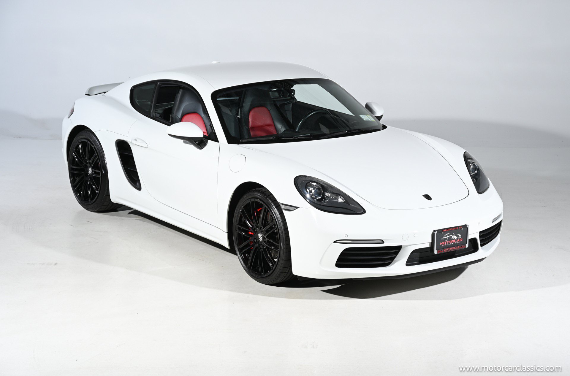 Used 2018 Porsche 718 Cayman S RWD image 5