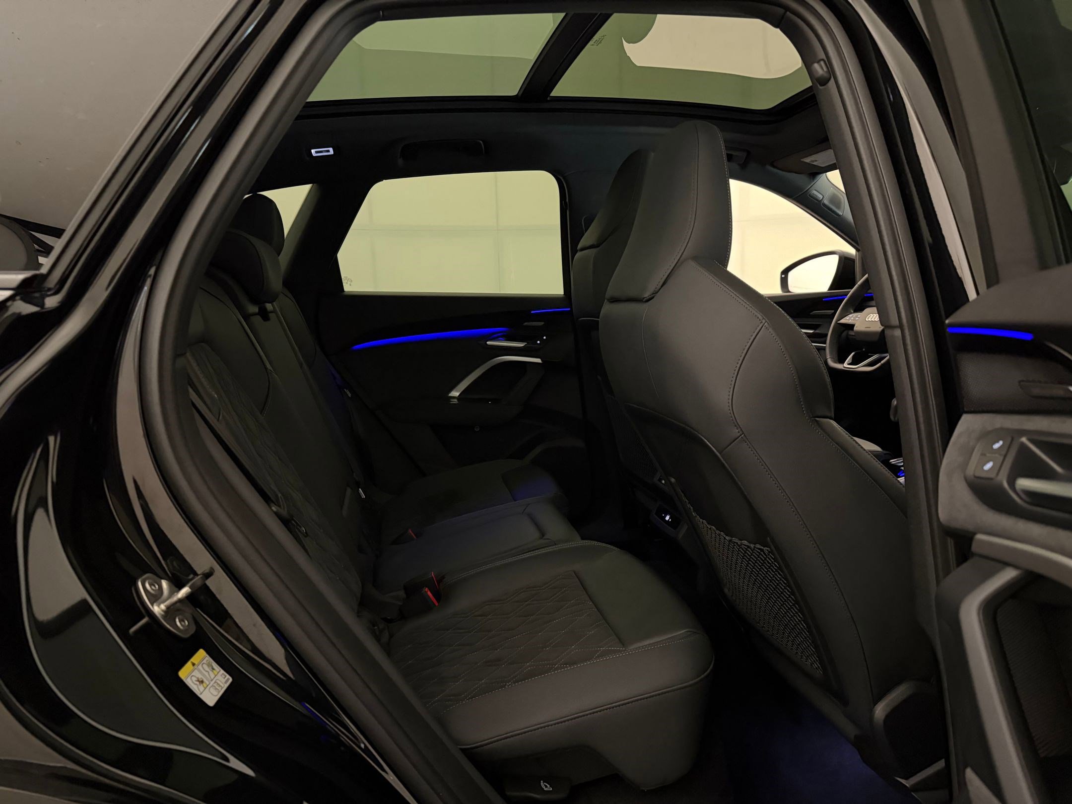 Certified 2025 Audi SQ5 Premium Plus w/ Premium Plus Package AWD/4WD image 30