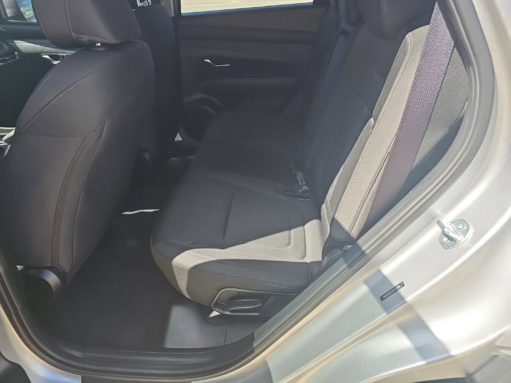 Used 2025 Hyundai Tucson SEL FWD image 18