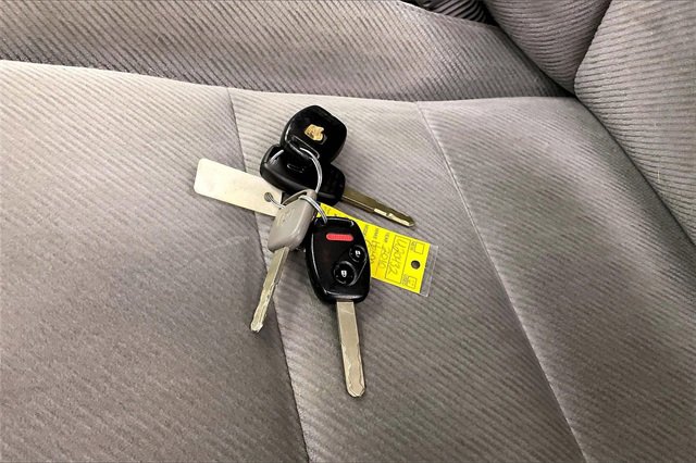 Used 2010 Honda Civic LX image 13