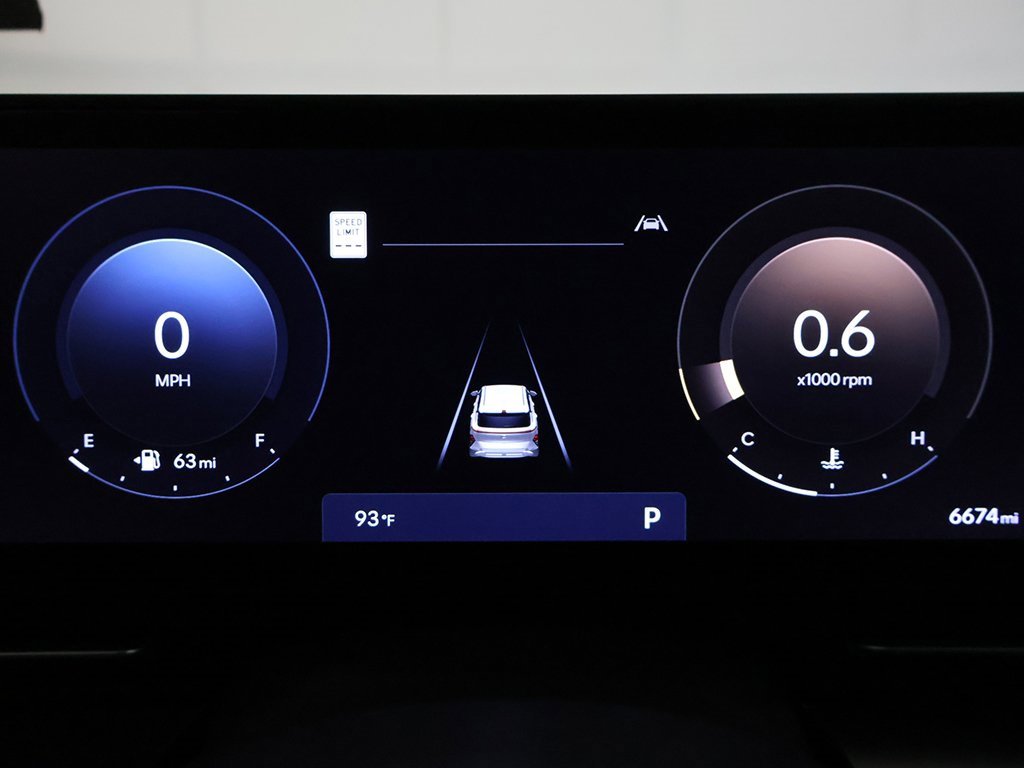 Used 2025 Hyundai Kona SEL image 36